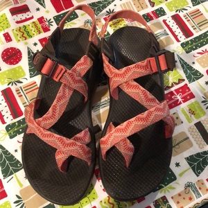 Woman’s Chaco size 10